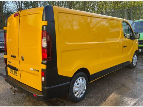 Vauxhall Vivaro 1.6 CDTi 2900 L2 H1 Euro 6 5dr 9