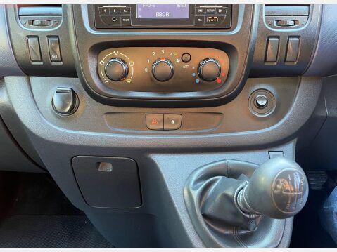 Vauxhall Vivaro 1.6 CDTi 2900 L2 H1 Euro 6 5dr 32