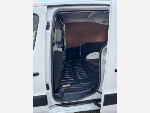 Peugeot Partner 1.6 HDi 625 Professional L1 5dr 17