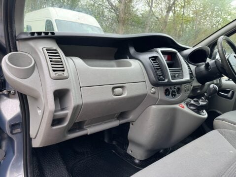 Vauxhall Vivaro 2.0 CDTi Sportive FWD L1 4dr 31