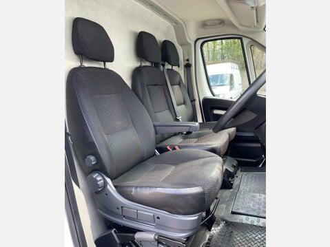 Citroen Relay 2.2 BlueHDi 35 Enterprise L3 High Roof Euro 6 (s/s) 5dr 27