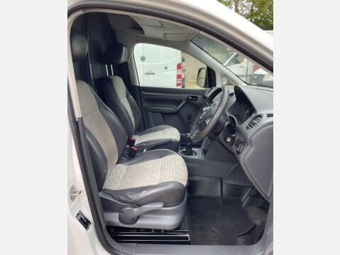 Volkswagen Caddy 1.6 TDi C20 Maxi FWD 5dr 23