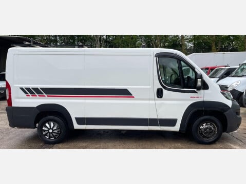 Peugeot Boxer 2.2 HDi 330 Professional L1 H1 Euro 5 5dr 7