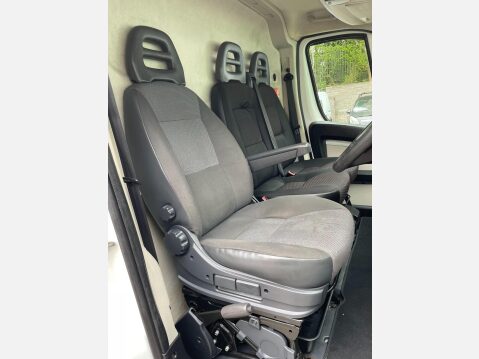 Peugeot Boxer 2.2 HDi 330 Professional L1 H1 Euro 5 5dr 24