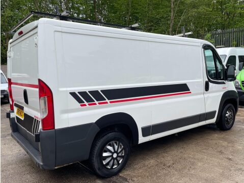 Peugeot Boxer 2.2 HDi 330 Professional L1 H1 Euro 5 5dr 9