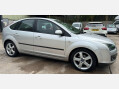 Ford Focus 1.6 Zetec 5dr 6