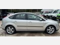 Ford Focus 1.6 Zetec 5dr 8