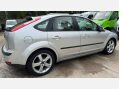 Ford Focus 1.6 Zetec 5dr 11