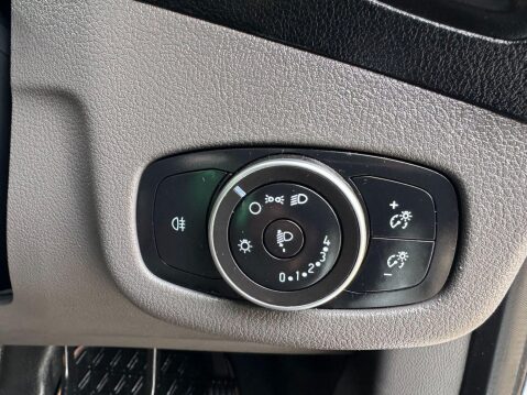 Ford Transit Connect 1.5 200 EcoBlue L1 Euro 6 (s/s) 5dr 28