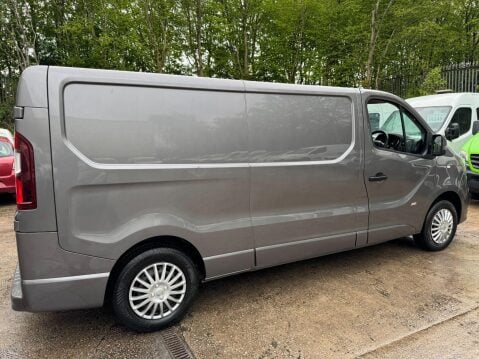 Vauxhall Vivaro 1.6 CDTi 2900 Sportive L2 H1 Euro 6 5dr 10
