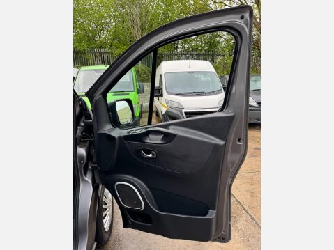 Vauxhall Vivaro 1.6 CDTi 2900 Sportive L2 H1 Euro 6 5dr 23