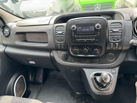 Vauxhall Vivaro 1.6 CDTi 2900 Sportive L2 H1 Euro 6 5dr 30
