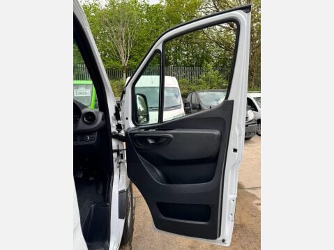Mercedes-Benz Sprinter 2.1 311 CDI RWD L3 H2 Euro 6 5dr 26