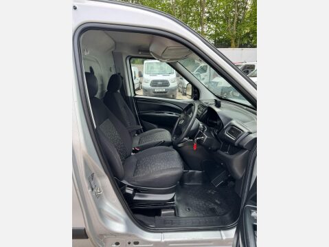 Vauxhall Combo 1.3 CDTi 2000 16v Sportive FWD L1 H1 3dr 36