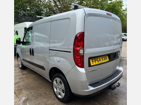 Vauxhall Combo 1.3 CDTi 2000 16v Sportive FWD L1 H1 3dr 17