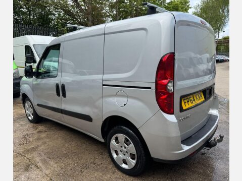 Vauxhall Combo 1.3 CDTi 2000 16v Sportive FWD L1 H1 3dr 18