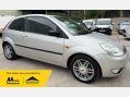 Ford Fiesta 1.4 Ghia 3dr 1