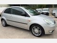 Ford Fiesta 1.4 Ghia 3dr 5