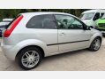Ford Fiesta 1.4 Ghia 3dr 10