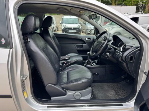 Ford Fiesta 1.4 Ghia 3dr 24