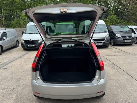 Ford Fiesta 1.4 Ghia 3dr 14
