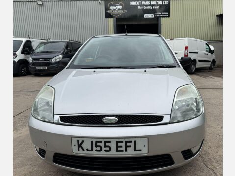 Ford Fiesta 1.4 Ghia 3dr 21