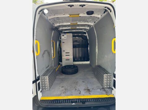 Vauxhall Movano 2.3 CDTi 3500 FWD L2 H2 Euro 6 5dr 15
