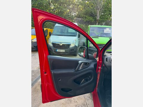 Citroen Berlingo 1.6 HDi 625 LX L1 5dr 31