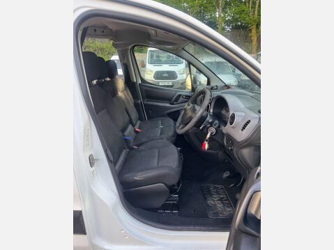 Citroen Berlingo 1.6 HDi 625 Enterprise L1 5dr (Euro 5) 21