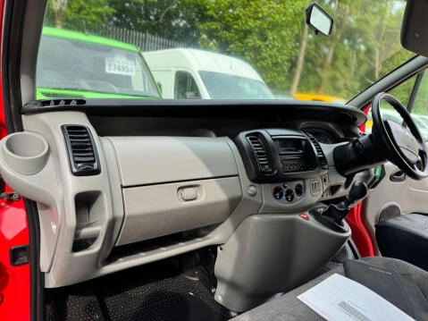 Renault Trafic 2.0 TD dCi LL29 Navigation L3 H1 4dr 33