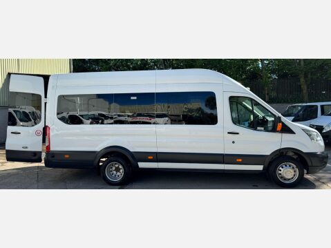 Ford Transit 2.2 TDCi 460 HDT Trend L4 H3 5dr (17 seats) 10