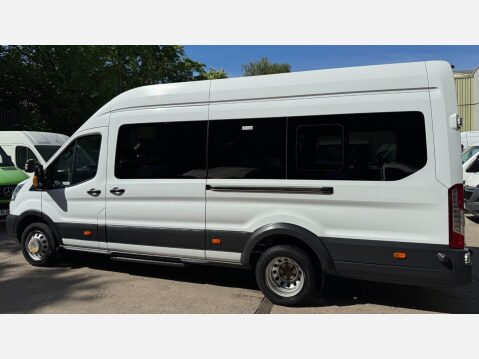 Ford Transit 2.2 TDCi 460 HDT Trend L4 H3 5dr (17 seats) 19