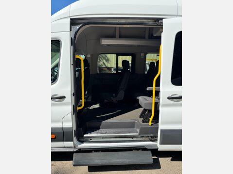 Ford Transit 2.2 TDCi 460 HDT Trend L4 H3 5dr (17 seats) 23