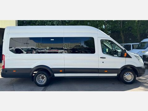 Ford Transit 2.2 TDCi 460 HDT Trend L4 H3 5dr (17 seats) 9