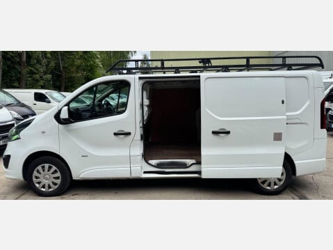 Vauxhall Vivaro 1.6 CDTi 2900 Sportive L2 H1 Euro 6 5dr 16