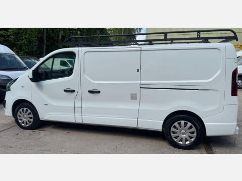 Vauxhall Vivaro 1.6 CDTi 2900 Sportive L2 H1 Euro 6 5dr 15