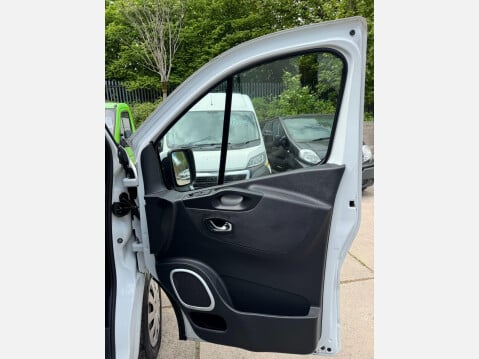 Vauxhall Vivaro 1.6 CDTi 2900 Sportive L2 H1 Euro 6 5dr 22