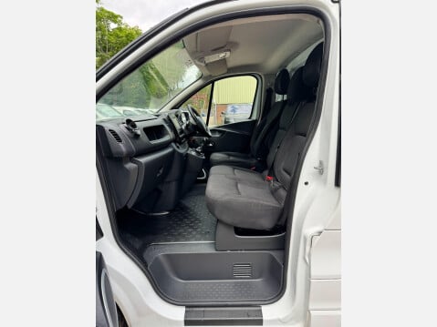 Vauxhall Vivaro 1.6 CDTi 2900 Sportive L2 H1 Euro 6 5dr 35