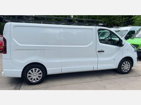 Vauxhall Vivaro 1.6 CDTi 2900 Sportive L2 H1 Euro 6 5dr 8