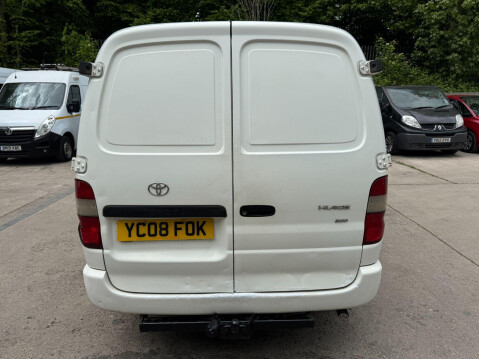 Toyota Hiace 2.5 280 D-4D RWD L1 H1 4dr 11