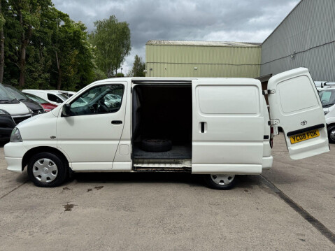 Toyota Hiace 2.5 280 D-4D RWD L1 H1 4dr 13