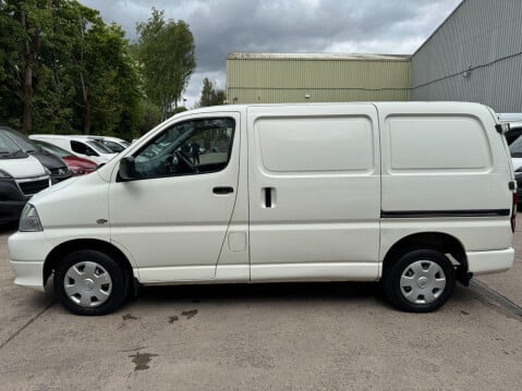 Toyota Hiace 2.5 280 D-4D RWD L1 H1 4dr 14