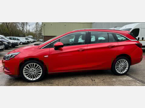 Vauxhall Astra 1.6 CDTi BlueInjection Elite Nav Sports Tourer Euro 6 (s/s) 5dr 21