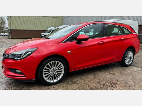 Vauxhall Astra 1.6 CDTi BlueInjection Elite Nav Sports Tourer Euro 6 (s/s) 5dr 22