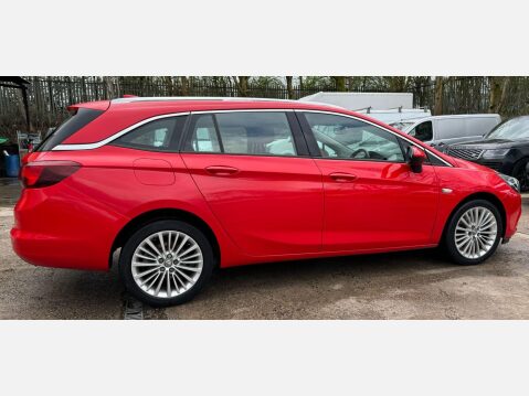 Vauxhall Astra 1.6 CDTi BlueInjection Elite Nav Sports Tourer Euro 6 (s/s) 5dr 8