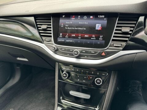 Vauxhall Astra 1.6 CDTi BlueInjection Elite Nav Sports Tourer Euro 6 (s/s) 5dr 34
