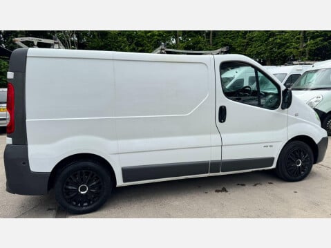 Renault Trafic 2.0 dCi SL27 L1 H1 3dr 7