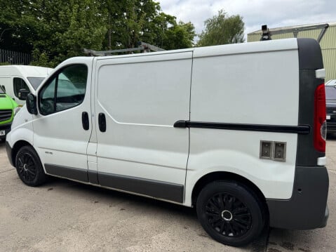 Renault Trafic 2.0 dCi SL27 L1 H1 3dr 14