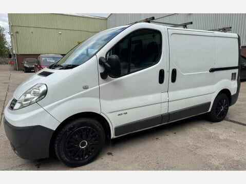 Renault Trafic 2.0 dCi SL27 L1 H1 3dr 17
