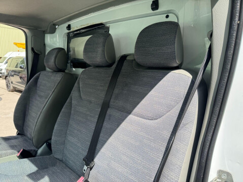 Renault Trafic 2.0 dCi SL27 L1 H1 3dr 25